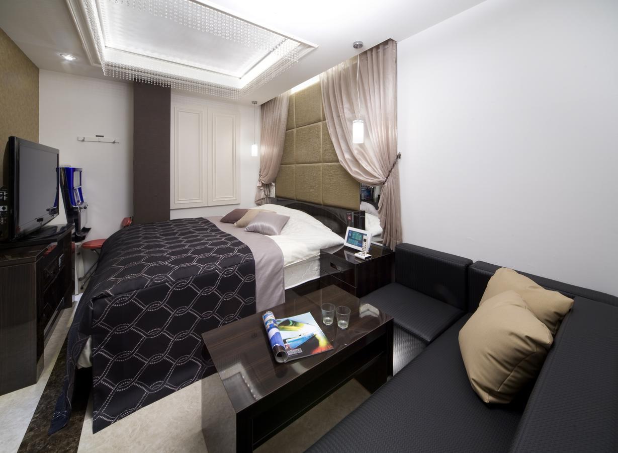 Jewel Hotel Luxury Modern (Adults Only) Miyoshi  Ngoại thất bức ảnh